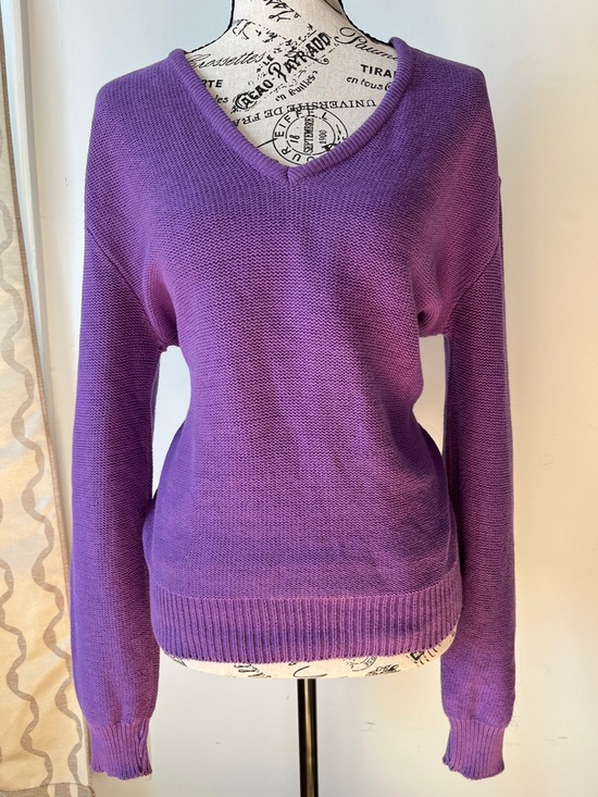 Early On Saks Fifth Avenue Sweaters - Vintage Academia Preppy Old Money V-Neck Classic Sweater